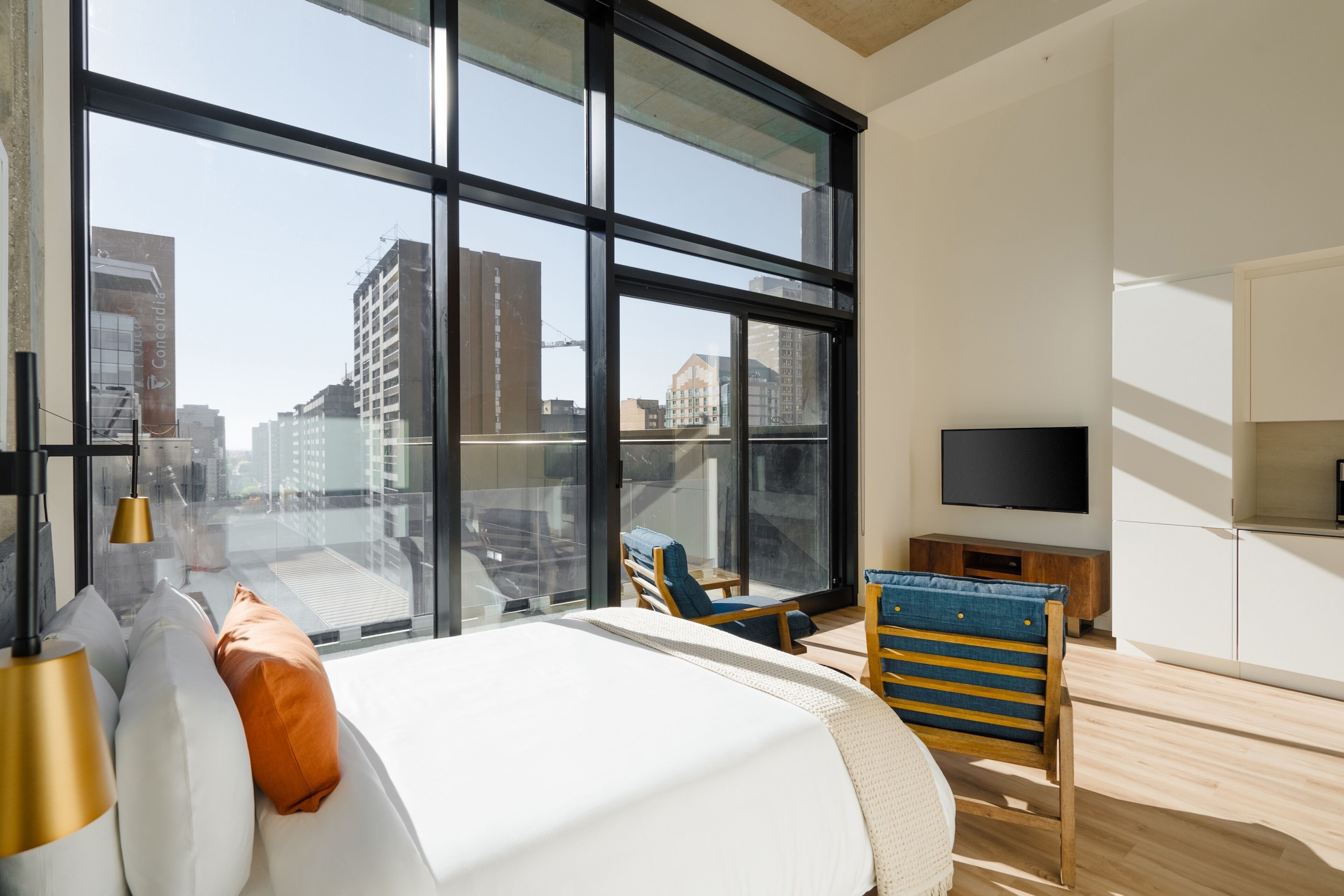 City Studio | Individually decorated, individually furnished, free cribs/infant beds