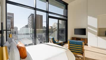 City Studio | Individually decorated, individually furnished, free cribs/infant beds