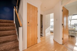 Interior - Central Belfast Apartments: Park Avenue (Belfast)