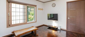 Jeju Supgol Dokchae Pension