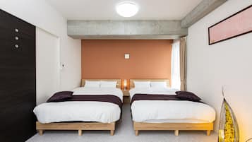 Comfort Quadruple Room, 2 Double Beds | Blackout drapes, free WiFi, bed sheets