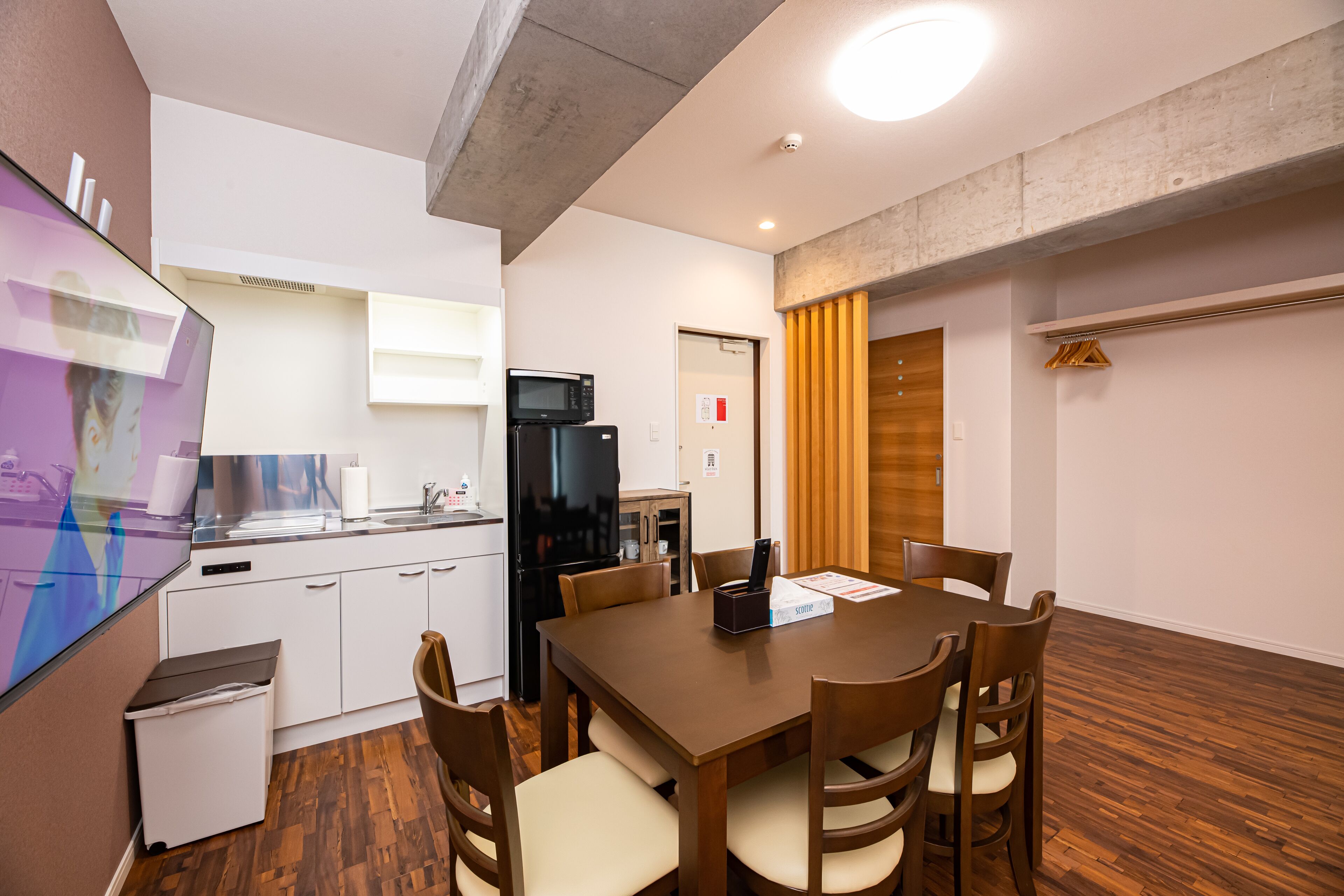 In-room dining