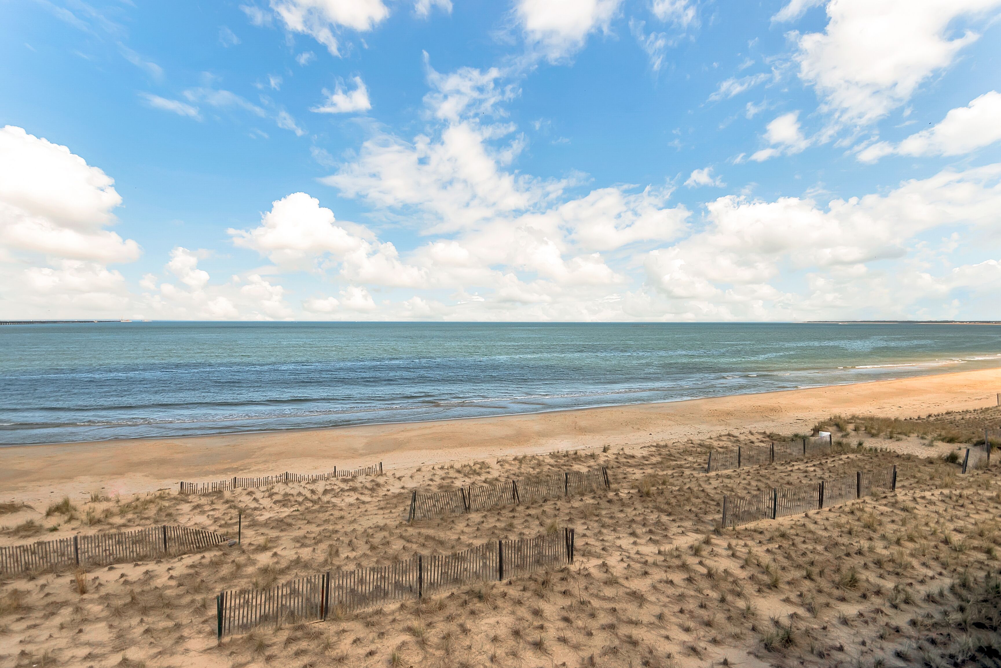 海灘、躺椅、沙灘巾