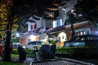 Hotel Kashmir Lodge Muzaffarabad