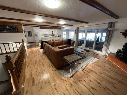 Indoor Pool , Hot Tub, Game Room & Gym 