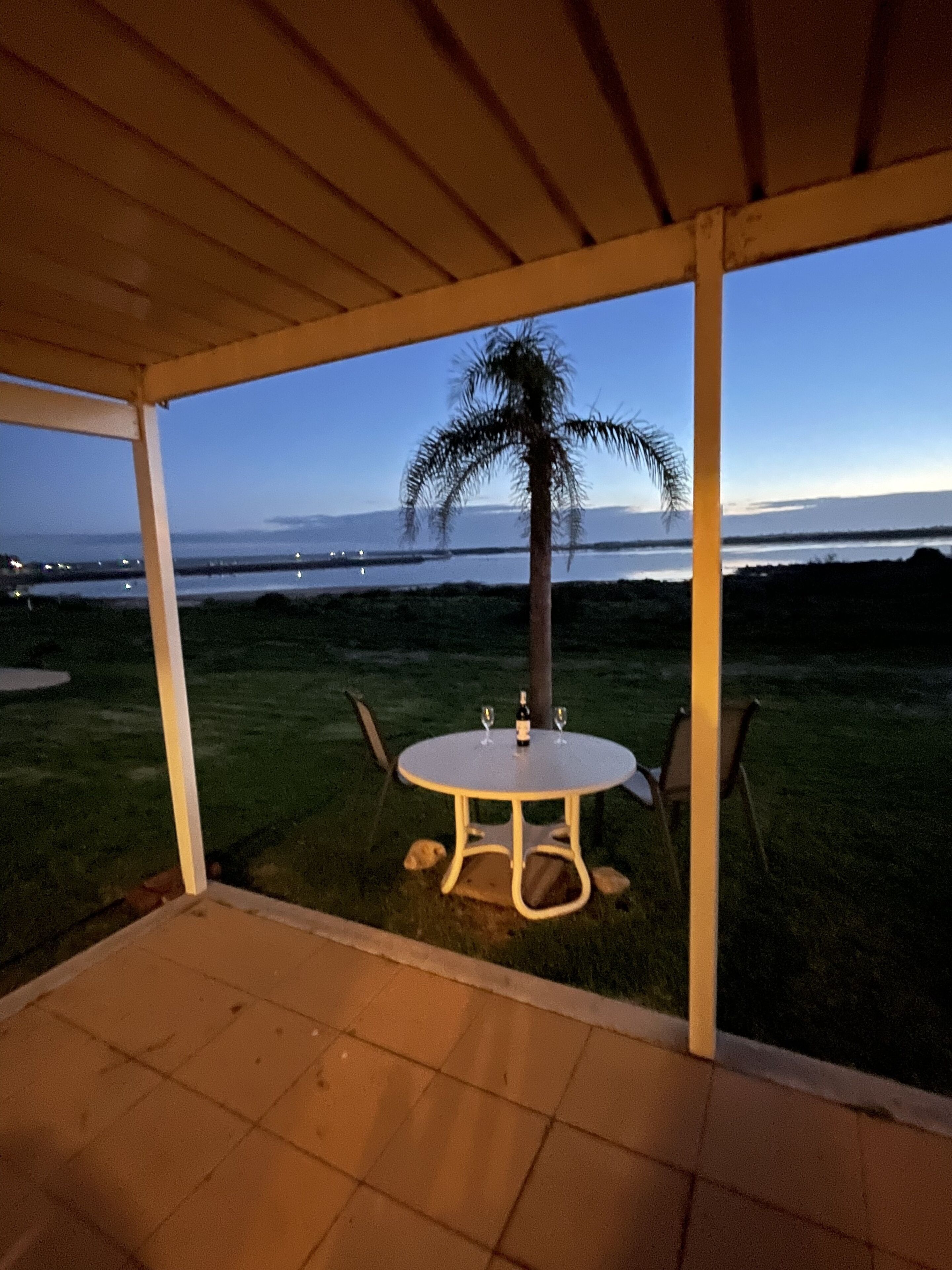 Great little Summer rental shack right on the beach...Available from Nov 9th. — image 6