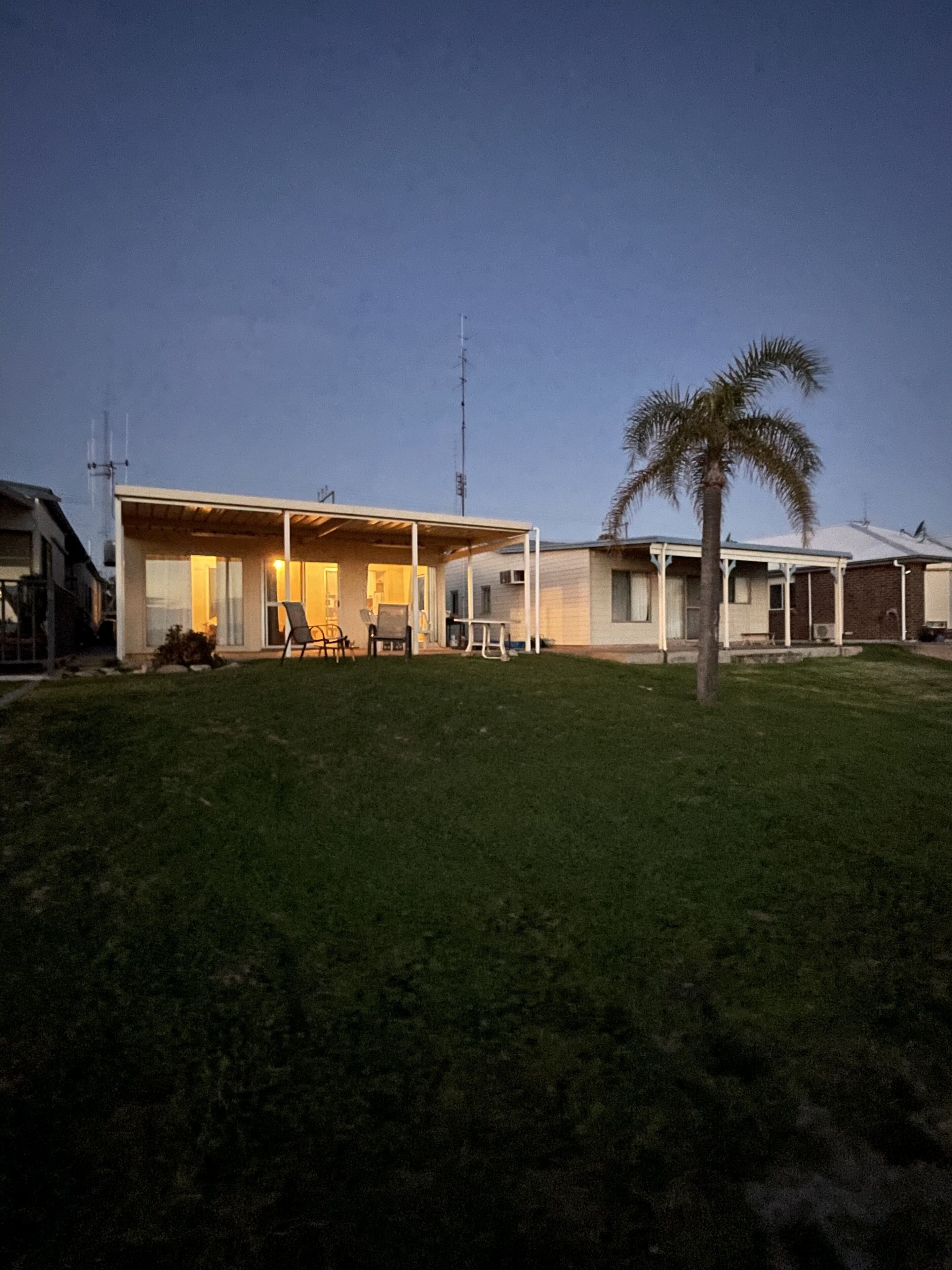 Great little Summer rental shack right on the beach...Available from Nov 9th. — image 16