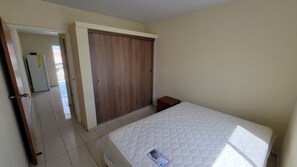 1 bedroom, free WiFi - Brand new apartments with a private garage space! (Oranjestad)
