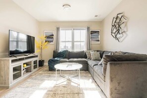 Smart TV, offices