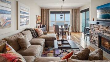 TV connectée, cheminée, espaces bureaux