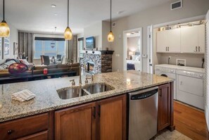 Interior - Waterfront Condo Downtown | Pool, Boat Slip (Sandpoint)