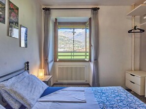 4 bedrooms, free internet