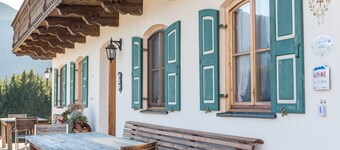 Holiday Apartment Talblick with Mountain View, Wi-Fi