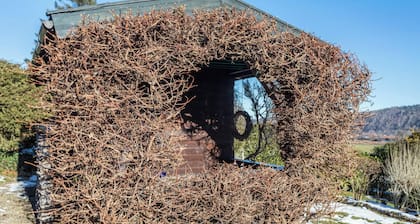Country House 'Uriges LandhÀuschen' with Private Garden, Terrace, and Wi-Fi