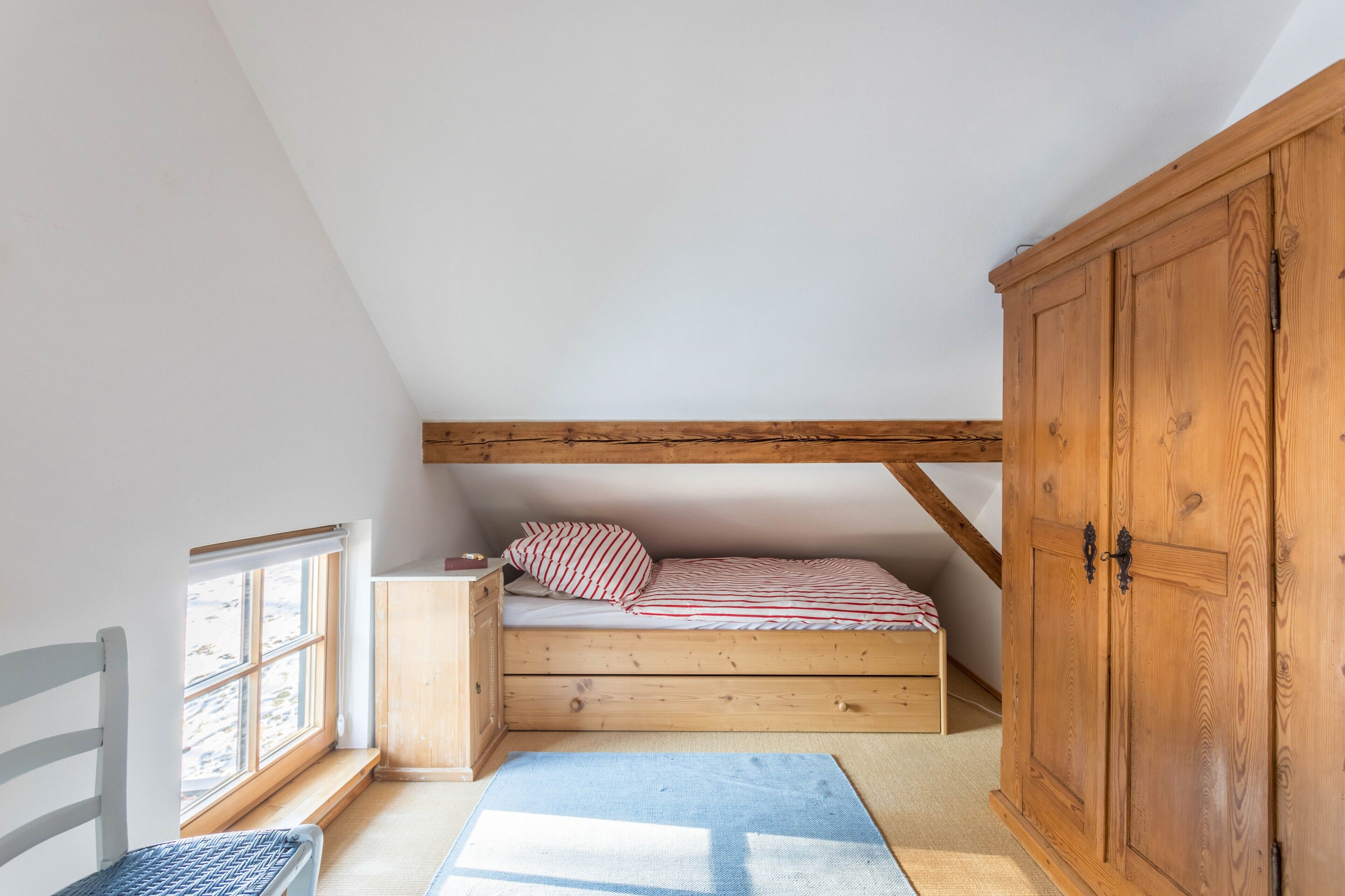 2 soverom, strykejern/-brett, wi-fi (inkludert) og sengetøy