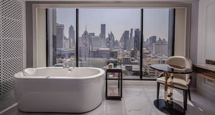 Aira Hotel Bangkok