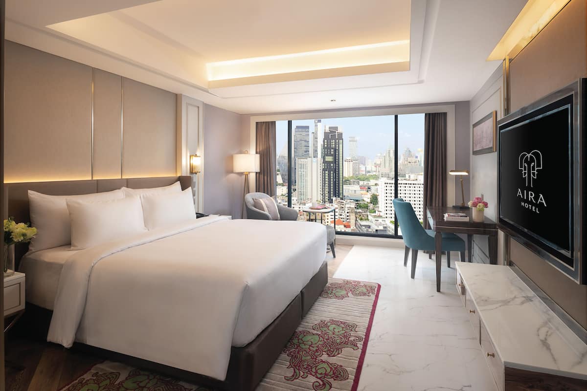Premier King room with City View | View from room