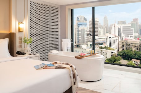 Jacuzzi Corner Club Lounge Access | View from room. Aira Hotel Bangkok