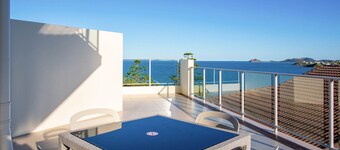 Welcome to the Ocean View Apartments in the Oshen complex