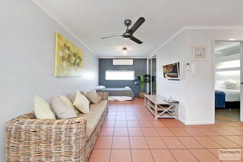 Driftwood on the Beach - Ground Floor Unit 3