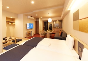 Down duvets, in-room safe, desk, iron/ironing board