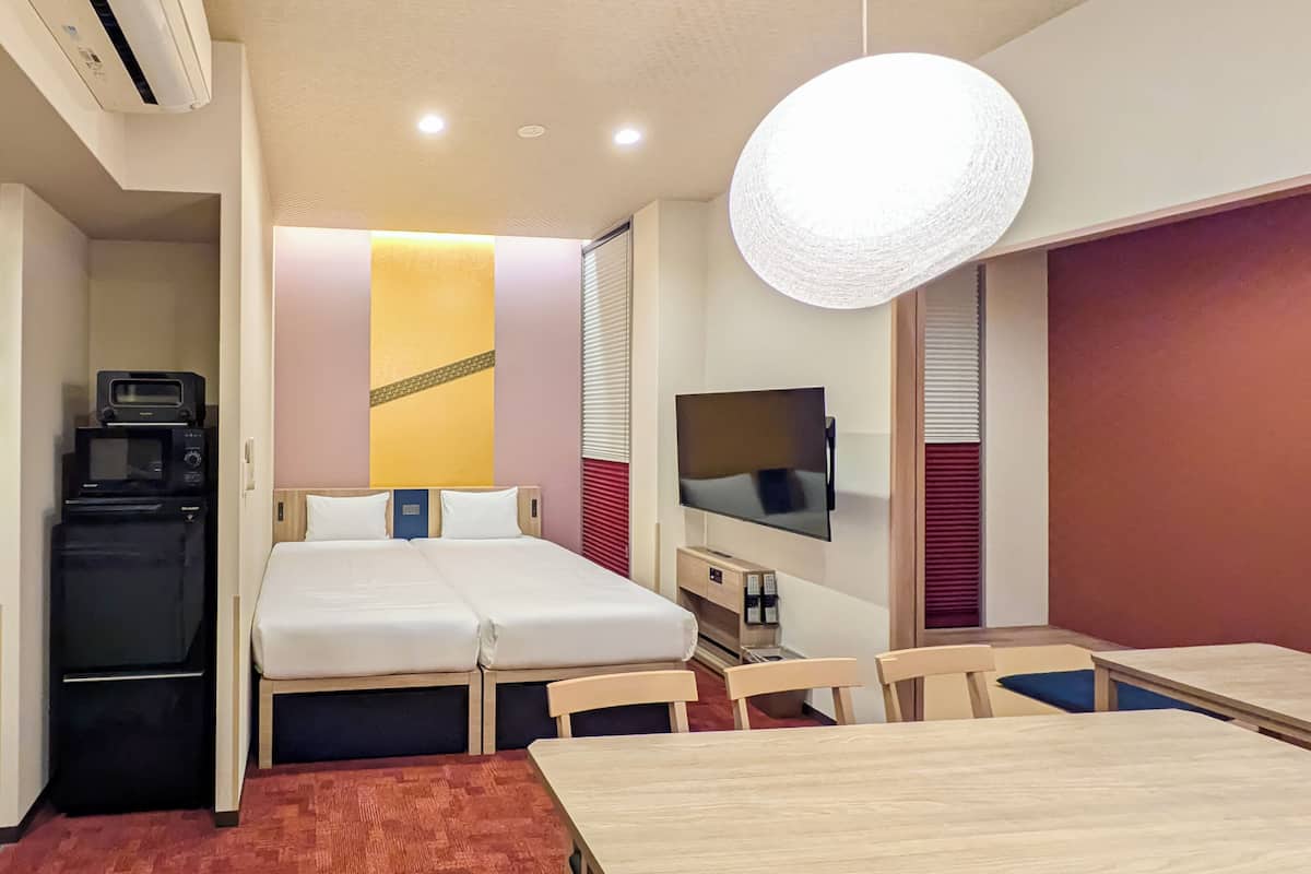 Kamar, Bebas Asap Rokok (1-5pax,Grand Japanese, Basement Floor) | Selimut bulu angsa, brankas, meja kerja, dan setrika/meja setrika