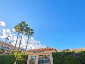 Exterior - Siesta Beach 1, beach, parking Cala de Mijas (La Cala de Mijas)