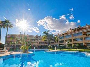 Pool - Siesta Beach 1, beach, parking Cala de Mijas (La Cala de Mijas)