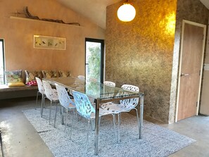 Casa, 6 habitaciones, con acceso para personas discapacitadas, patio | Comedor