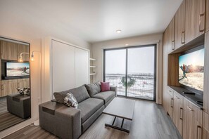 Smart TV, video games, DVD player, printers