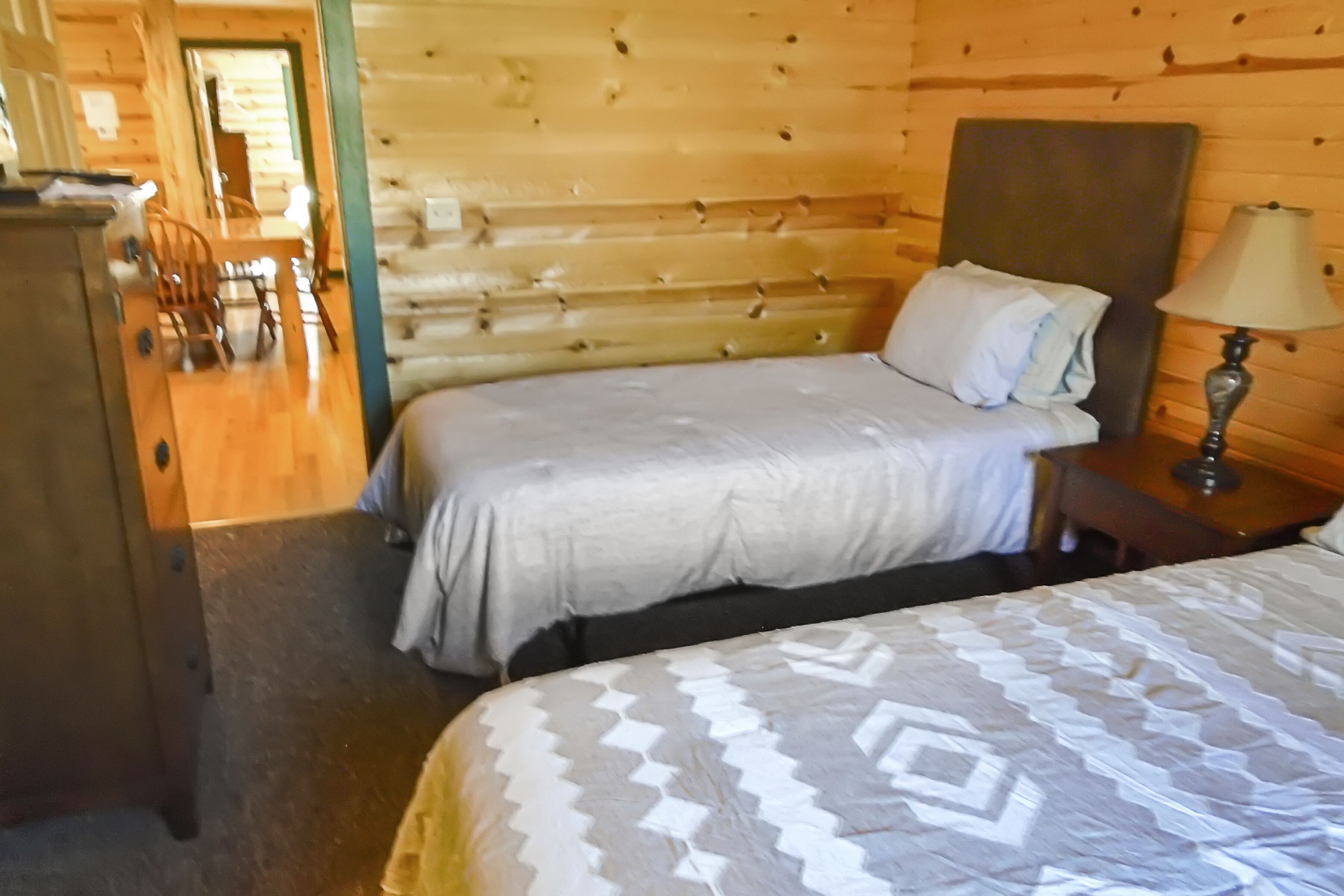 8 Best PetFriendly Cabins Near Lake Missouri Updated 2024