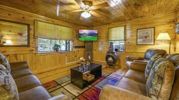 Smart-TV, Kamin, Stereoanlage