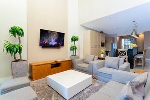 TV, DVD player, books, stereo