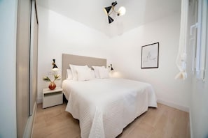 Economy Studio