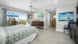 5 bedrooms, travel cot, WiFi, bed sheets - 5 Bedrooms on the Boardwalk w/4 Car Garage/Firepit (Newport Beach)