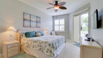 2 bedrooms, desk, iron/ironing board, Internet