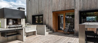 Chalet "Bergfreund" con vista sulle montagne, sauna, giardino e Wi-Fi