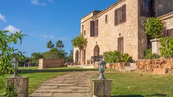 Overnatningsstedets område