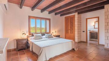 1 habitación, wifi gratis y ropa de cama