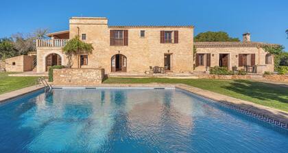 Appartement de vacances "Es turo de Cabrera" avec jardin, piscine et climatisation