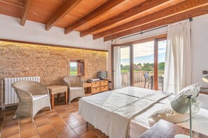 1 bedroom, free WiFi, bed sheets - Apartment 'Es turo de Formentera' with Pool, A/C and Wi-Fi (Ses Salines)