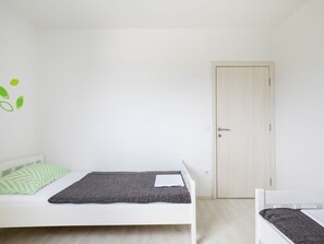 2 bedrooms, iron/ironing board, WiFi - Apartment in Novalja near Zrće Beach (Novalja)