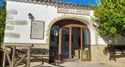 Immaculate House in Montejaque Sleeps 6