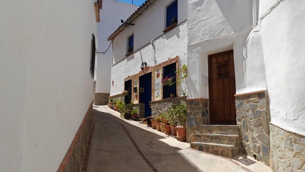 House | Property grounds - Immaculate House in Montejaque Sleeps 6 (Montejaque)