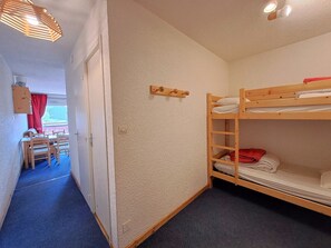 Room - Studio at the slopes with balcony, parking, 4 people (Les Deux Alpes)
