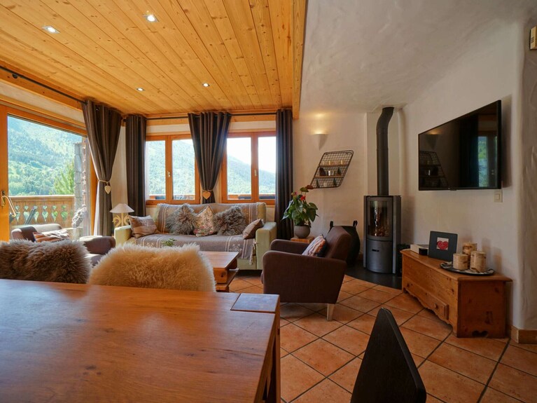 Gemütliches Chalet Mit Mezzanine, Holzofen, Wlan Und Parkplatz - Méribel - Méribel