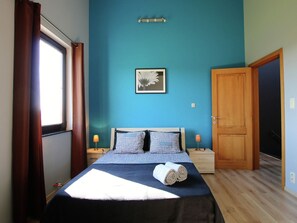 5 chambres, fer et planche à repasser, Wi-Fi