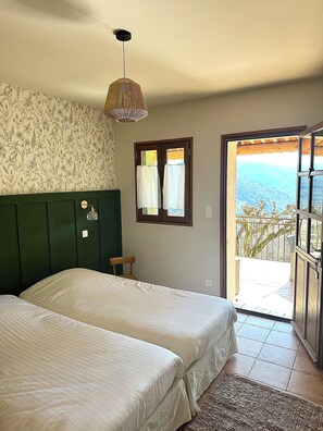 3 Schlafzimmer, Bügeleisen/Bügelbrett, Reisekinderbett, kostenloses WLAN