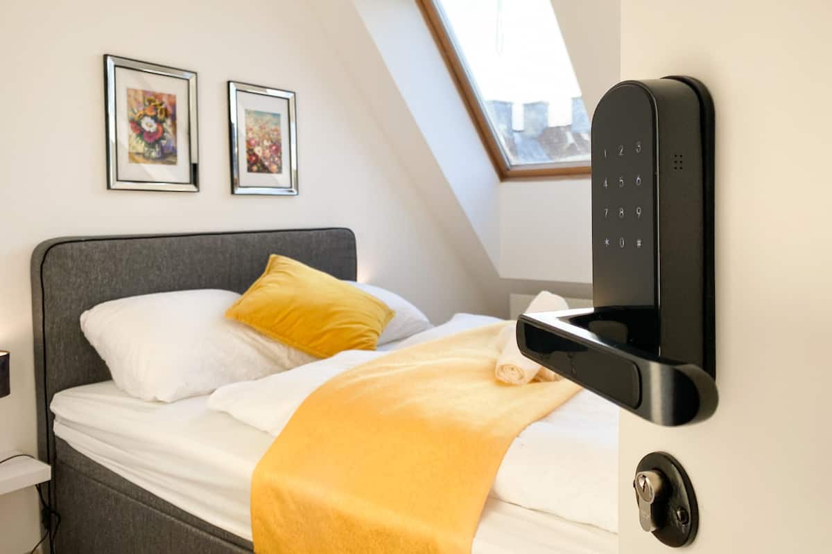 1 bedroom, free WiFi, bed sheets