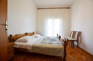 2 chambres, accès Internet, draps fournis